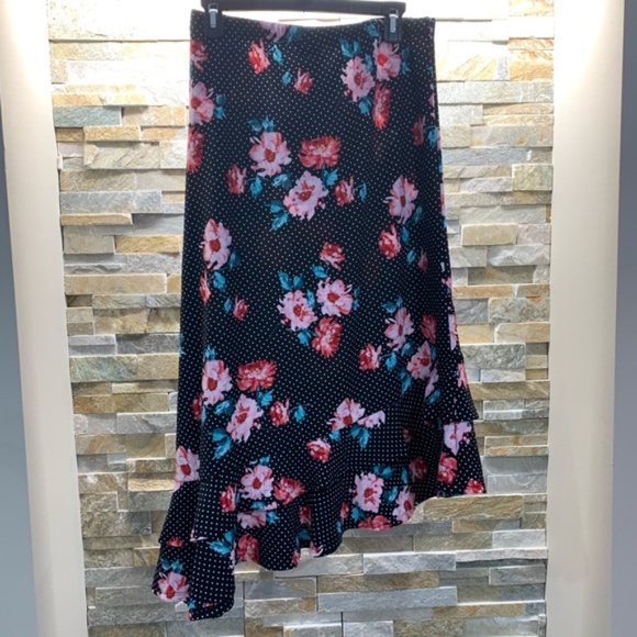 Bobeau Asymmetrical Ruffle Hem Midi Skirt - Picture 4 of 5